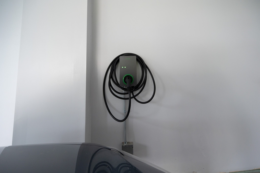 Norfolk, Massachusetts 02056, United States, 4 Bedrooms Bedrooms, ,4 BathroomsBathrooms,Residential,Pending,142597