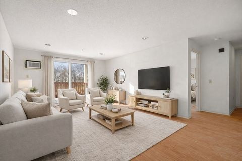 Photo of 2 Ocean Ave #2K, Gloucester, MA 01930 (MLS # 73478156)