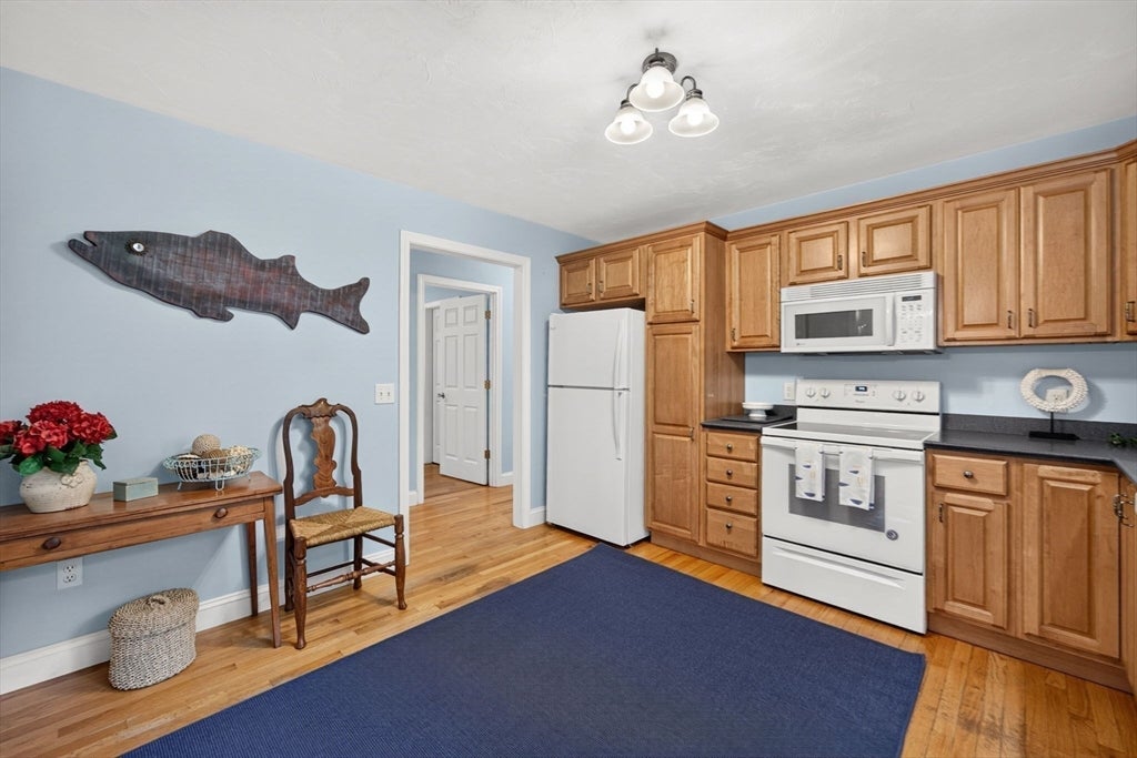 2 Bay View Rd, Dennis, MA Photo #9