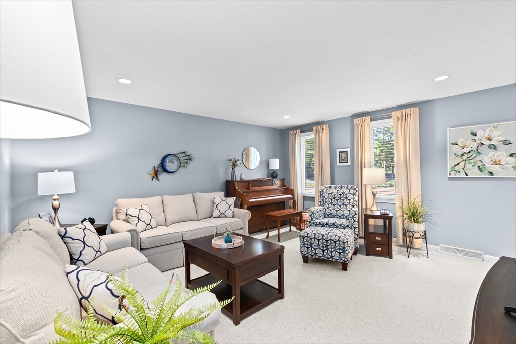 46 Michael Rd 46