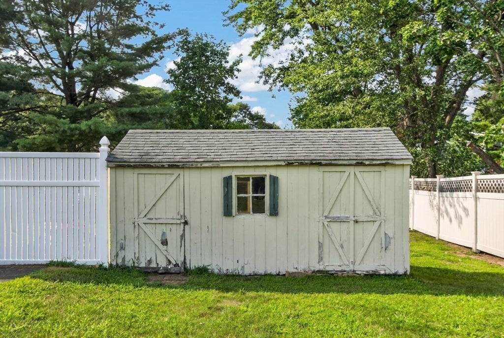 12 Claude Rd, Chelmsford, MA, 12 Claude Rd, Chelmsford, MA Photo #30