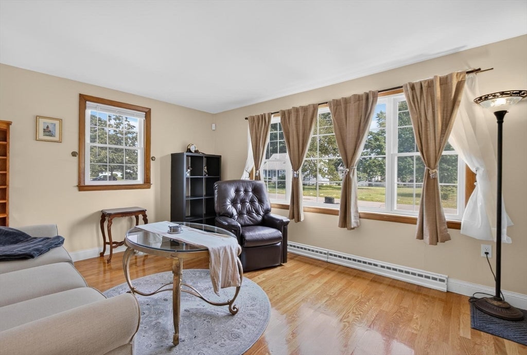 12 Claude Rd, Chelmsford, MA, 12 Claude Rd, Chelmsford, MA Photo #8