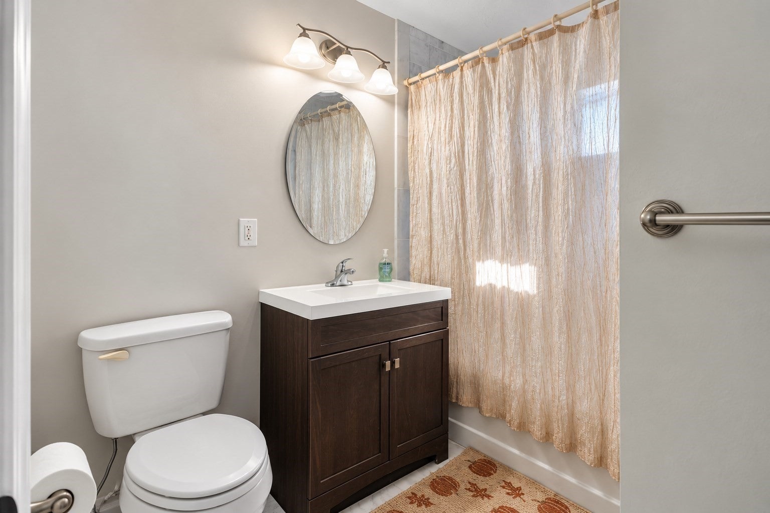156 Elmwood Ave #B, Quincy, MA, 156 Elmwood Ave #B, Quincy, MA Photo #17