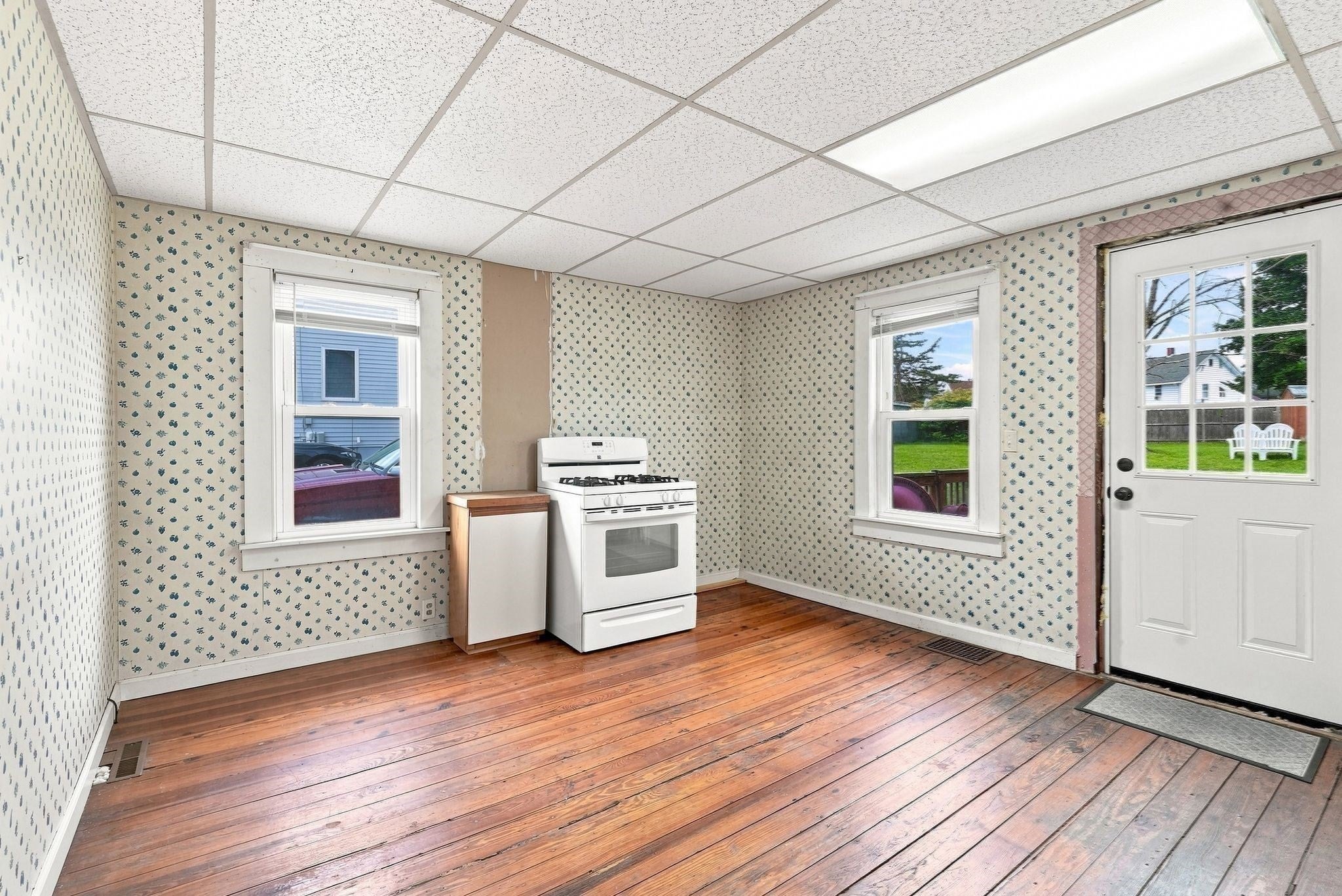 255 Center St, Ludlow, MA, 255 Center St, Ludlow, MA Photo #9
