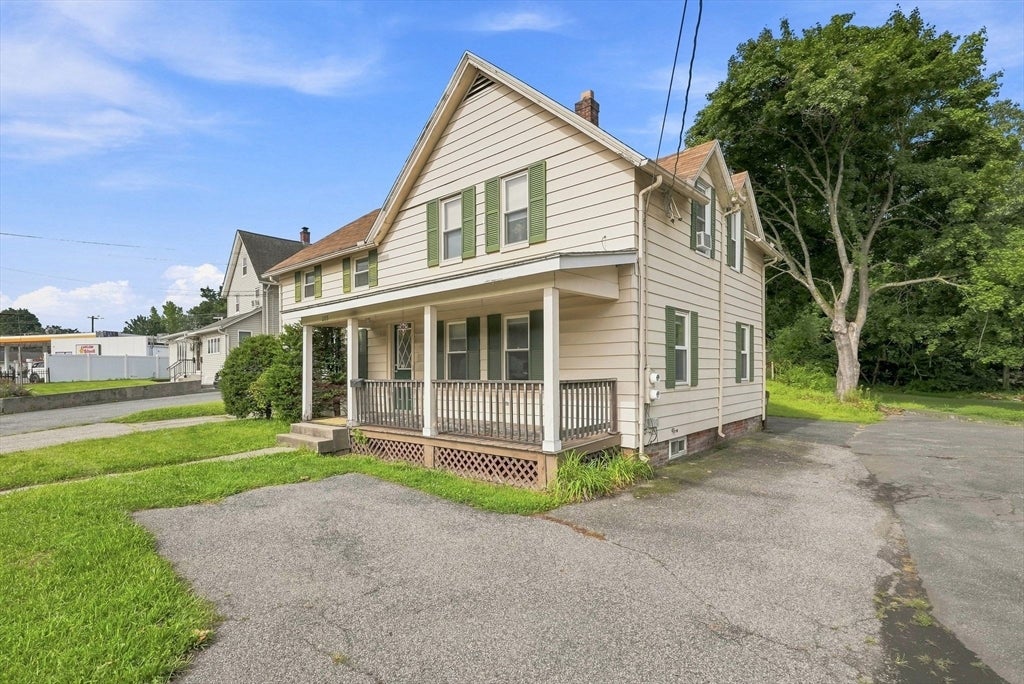 255 Center St