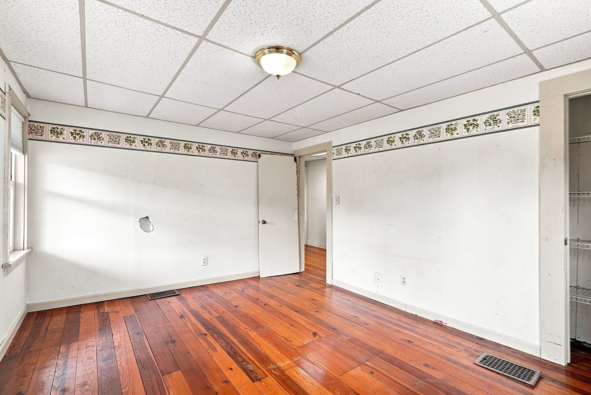255 Center St, Ludlow, MA, 255 Center St, Ludlow, MA Photo #17