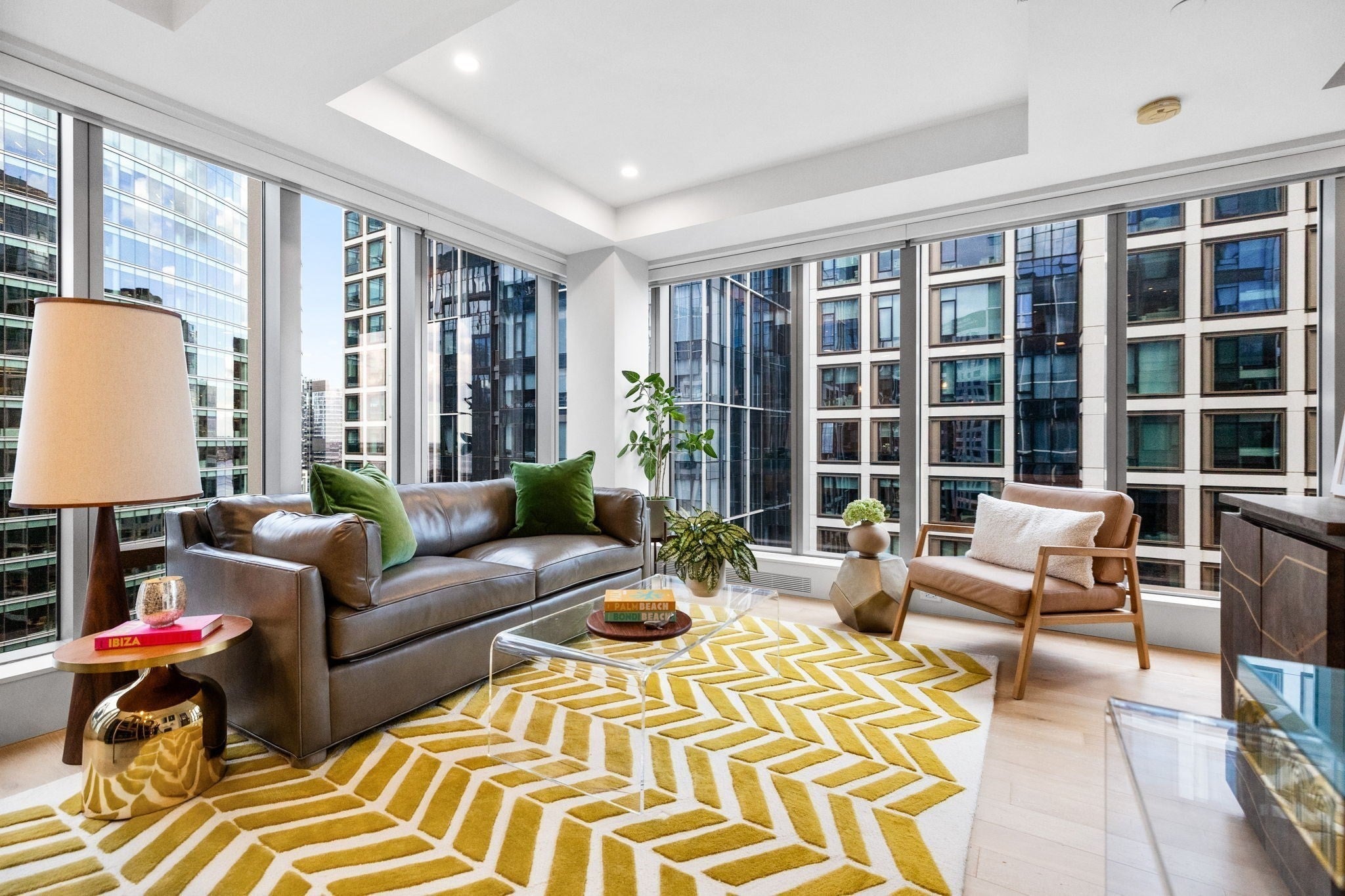 135 Seaport Blvd 1503