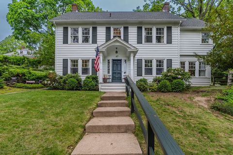 67 Park Slope Holyoke MA 01040