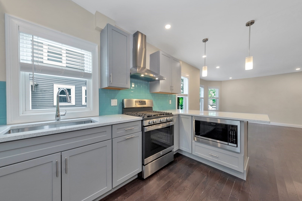 161 Fourth St #1, Medford, MA Photo #17