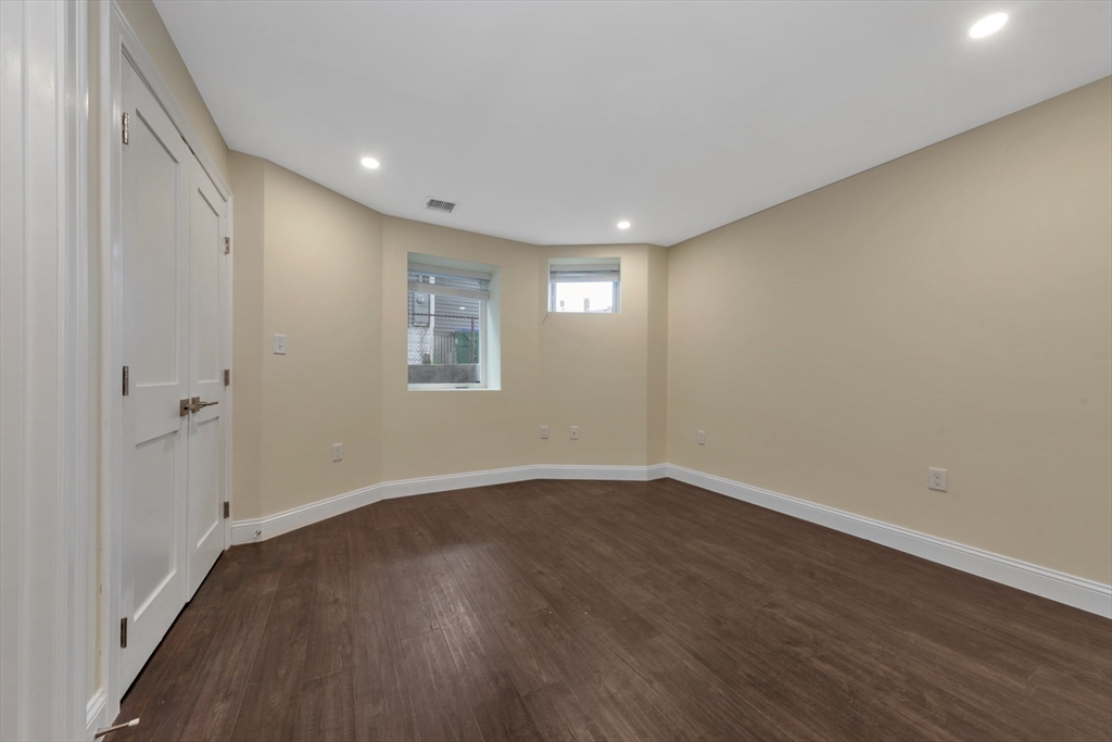 161 Fourth St #1, Medford, MA Photo #26