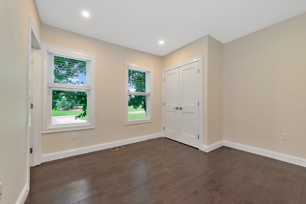161 Fourth St #1, Medford, MA Photo #20