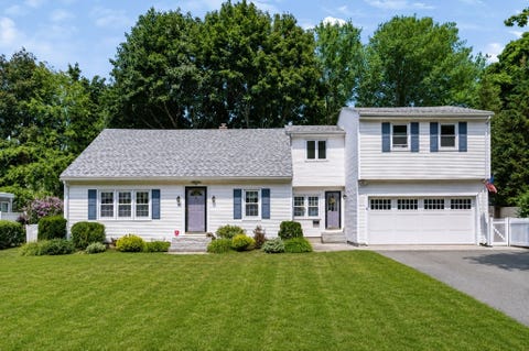 Photo of 36 Myrtle Street, Newburyport, MA 01950 (MLS # 73553418)