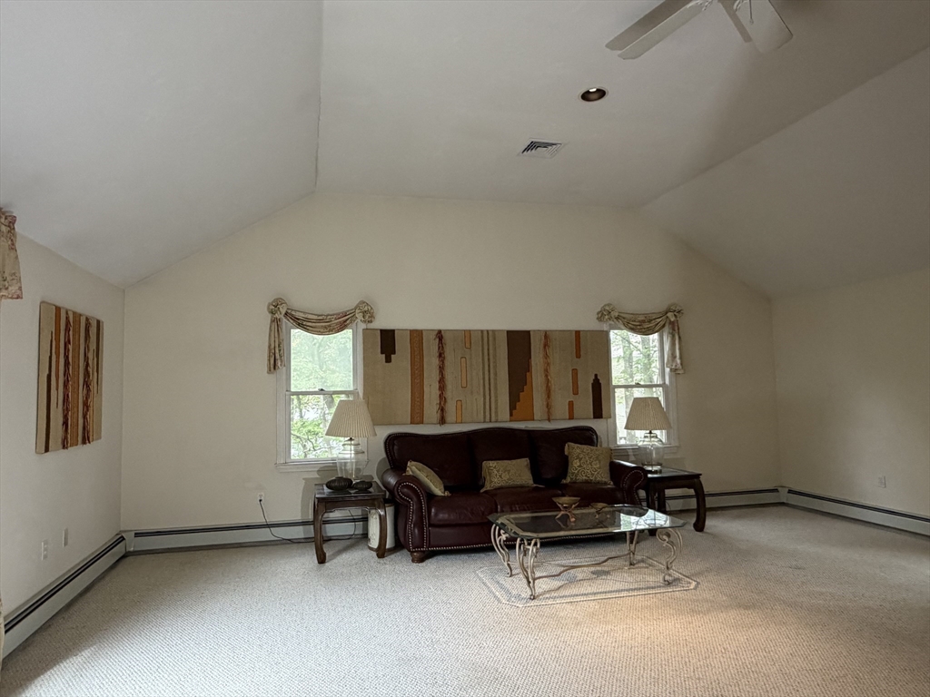 21 Woodridge Rd, Milford, MA Photo #19