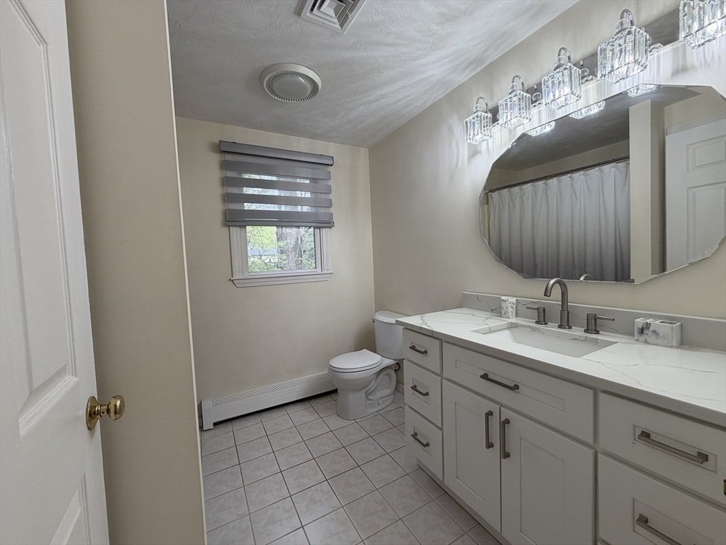 21 Woodridge Rd, Milford, MA Photo #27