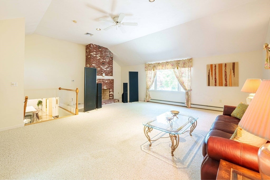 21 Woodridge Rd
