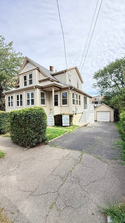 Photo of 178 Farrington St, Quincy, MA