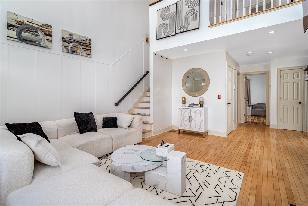 34 17th Ave 2