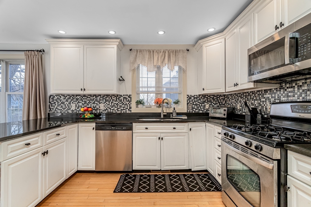 34 17th Ave 2