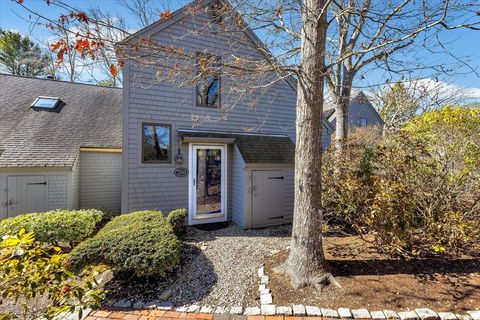 68 Mid Iron Way 7524 Mashpee MA 02649
