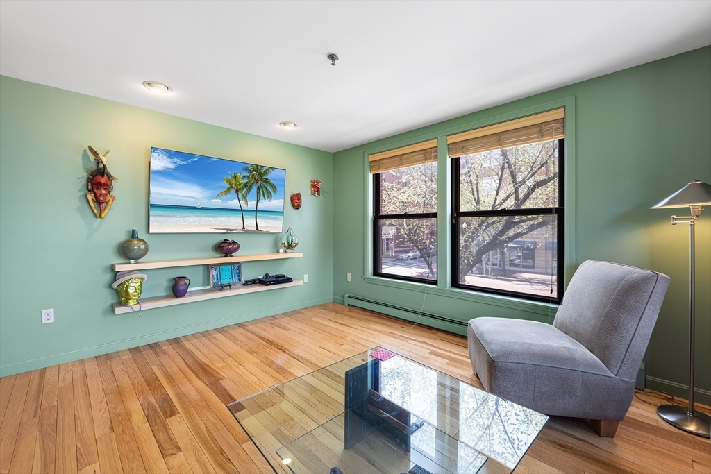2 E Concord St 1