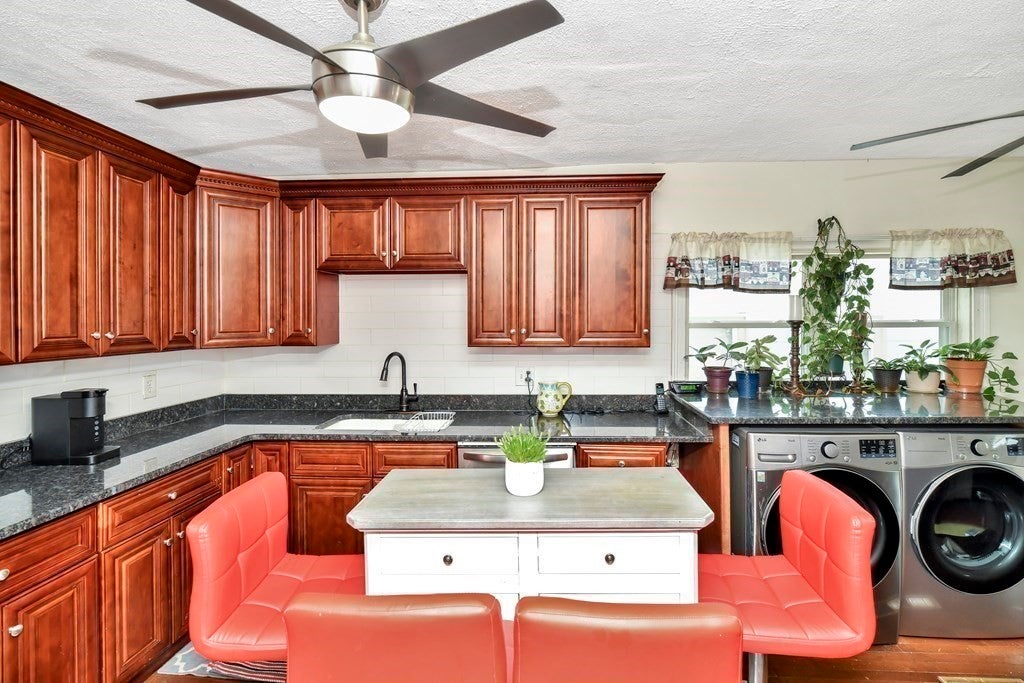 3 Loring Pl, Malden, MA, 3 Loring Pl, Malden, MA Photo #3