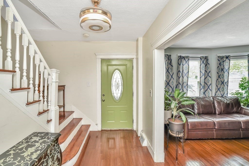 3 Loring Pl, Malden, MA, 3 Loring Pl, Malden, MA Photo #5