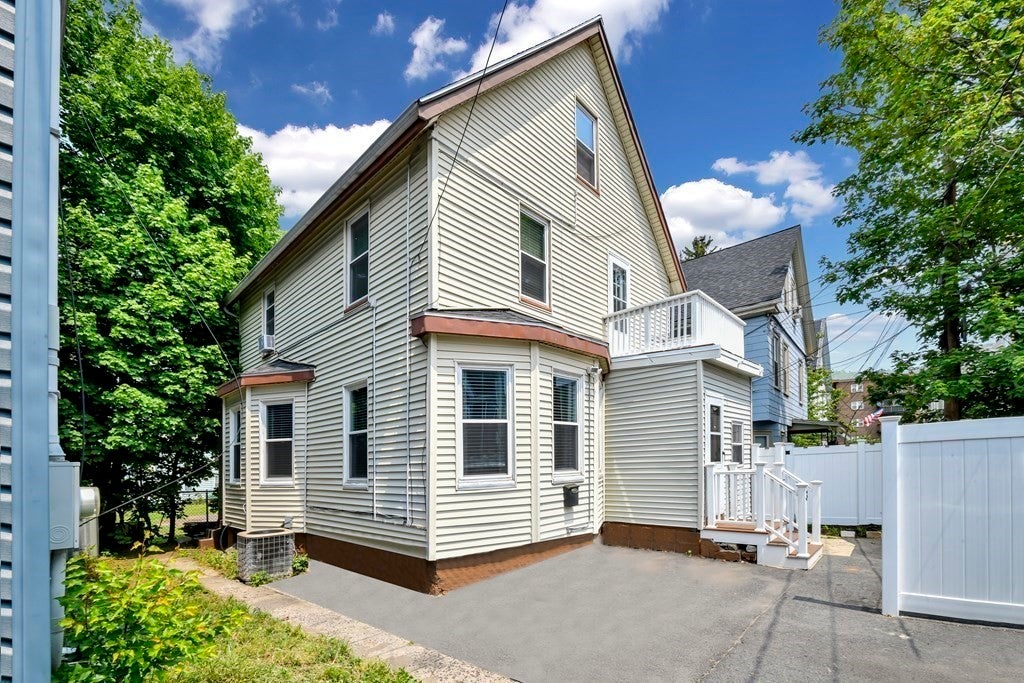 Photo of 3 Loring Pl, Malden, MA
