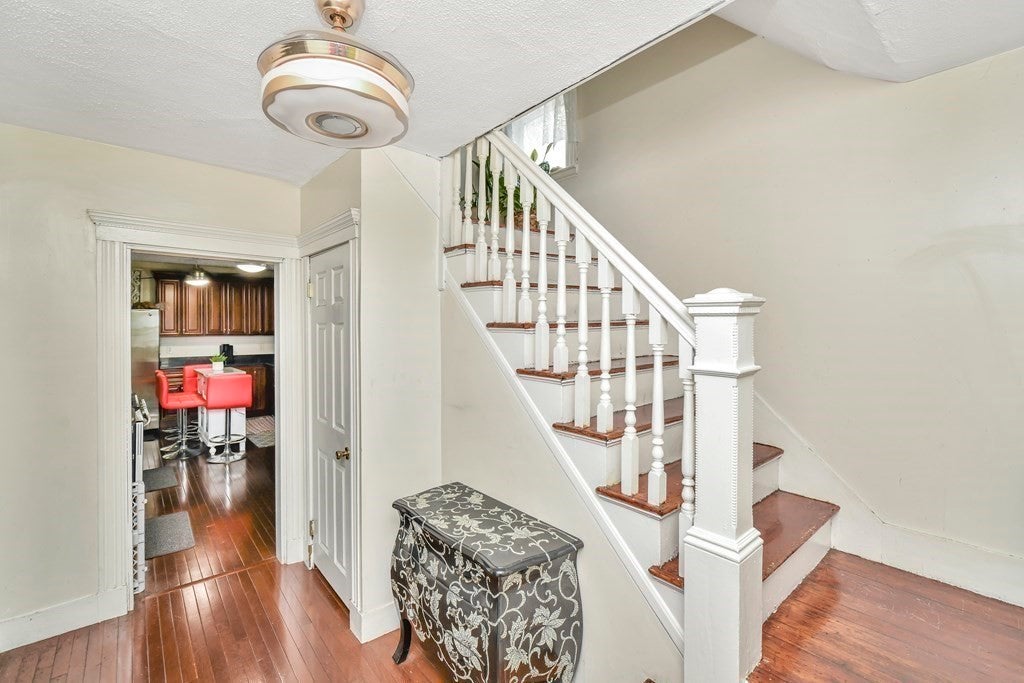 3 Loring Pl, Malden, MA, 3 Loring Pl, Malden, MA Photo #6