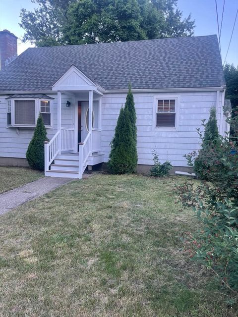 15 Paine Rd Randolph MA 02368