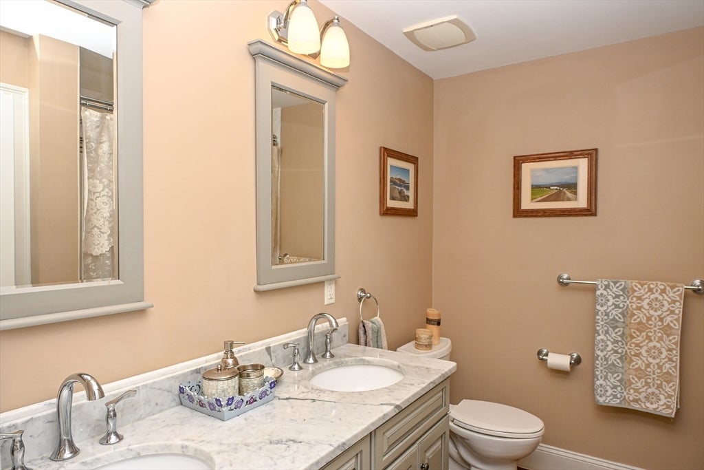 60 Harding St #C, Medfield, MA, 60 Harding St #C, Medfield, MA Photo #18