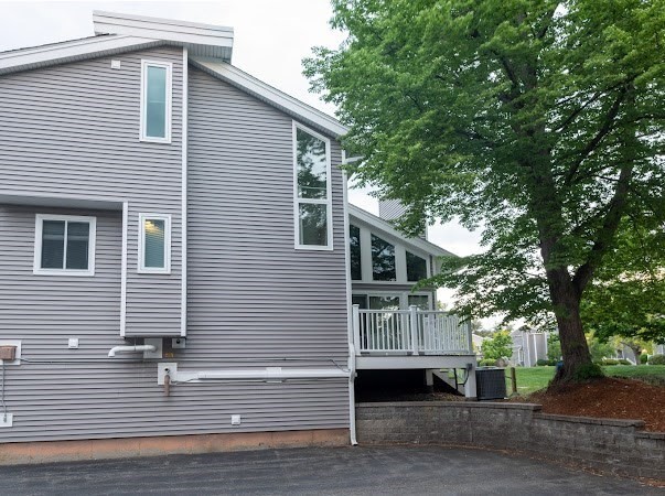 255 North Road 76