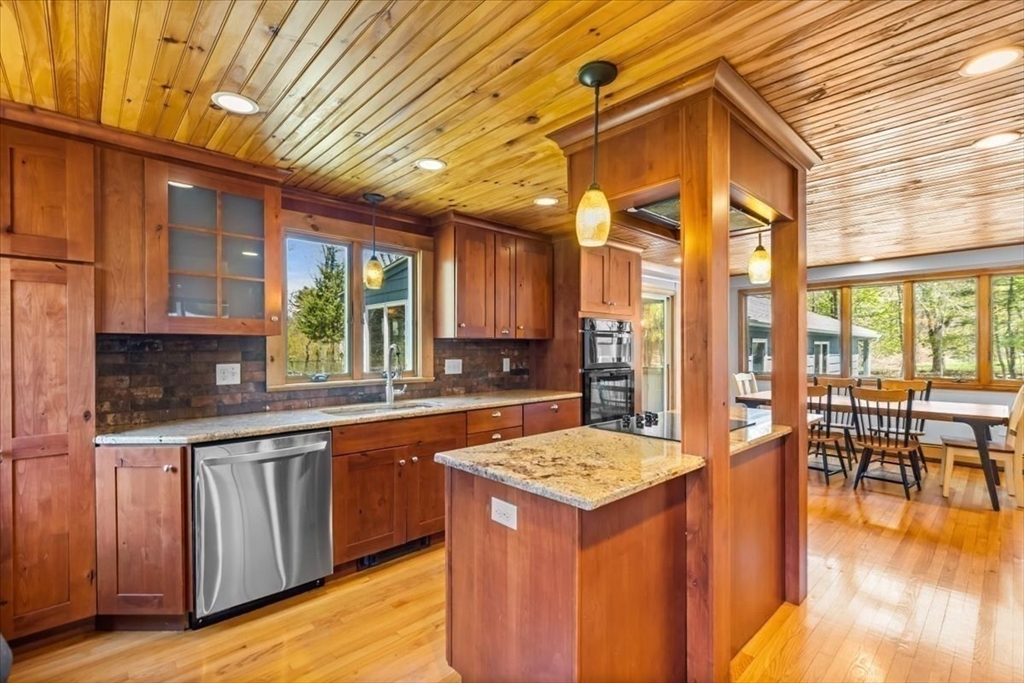 20 Bullard Street, Sharon, MA Photo #9