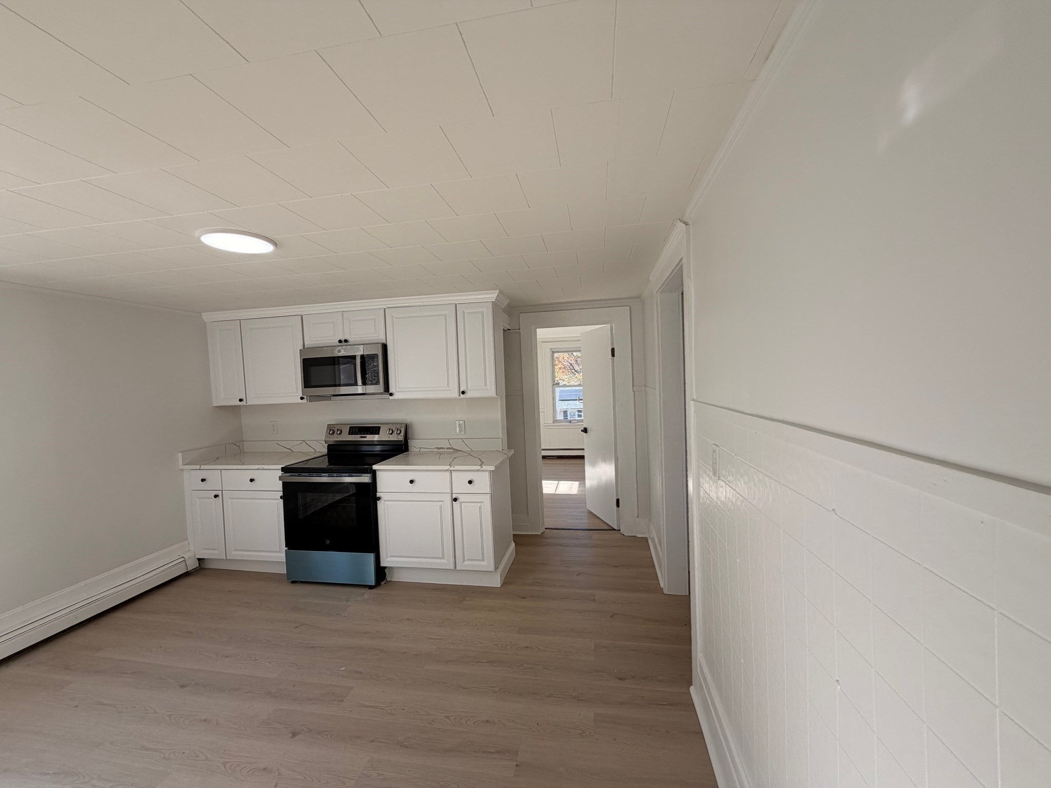 256 Plymouth St, Fitchburg, MA Photo #10