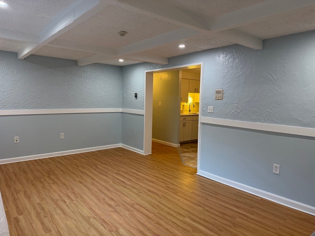 24 Spencer Rd 14N