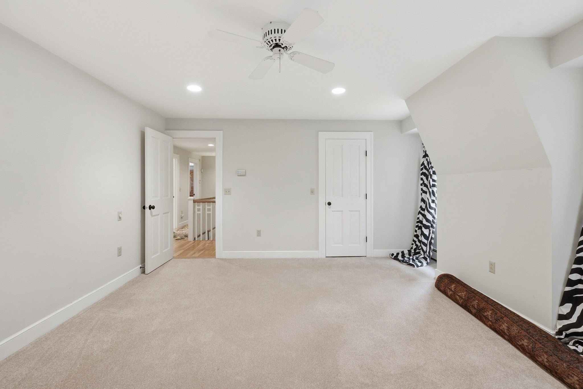 18 Village Green Ln, Holden, MA, 18 Village Green Ln, Holden, MA Photo #32