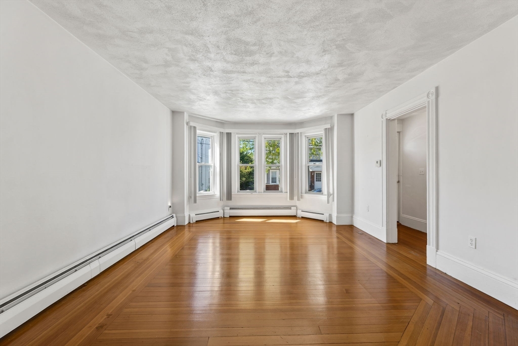 123 Hermon St