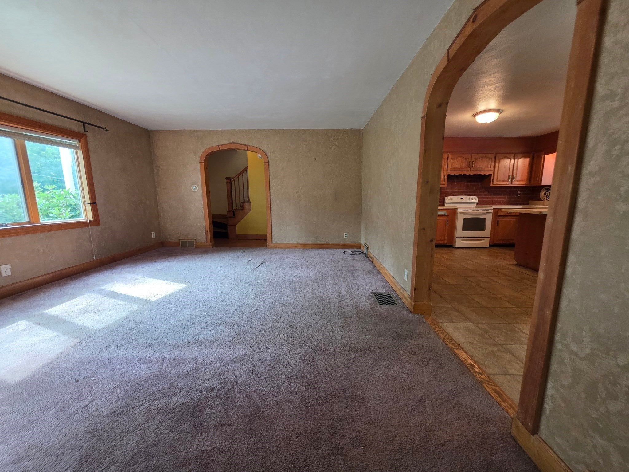 947 Main St, Wilbraham, MA, 947 Main St, Wilbraham, MA Photo #8