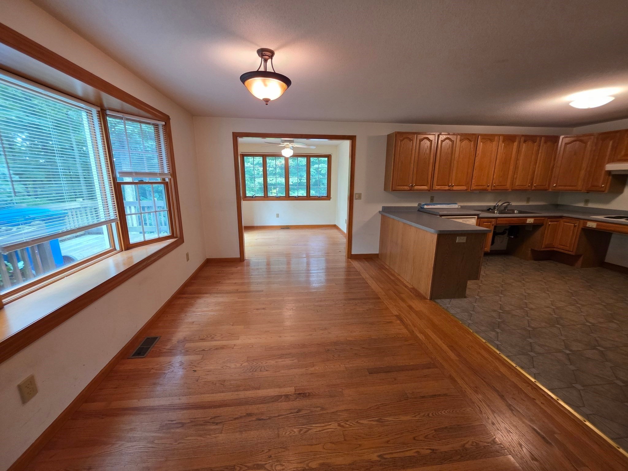 947 Main St, Wilbraham, MA, 947 Main St, Wilbraham, MA Photo #24