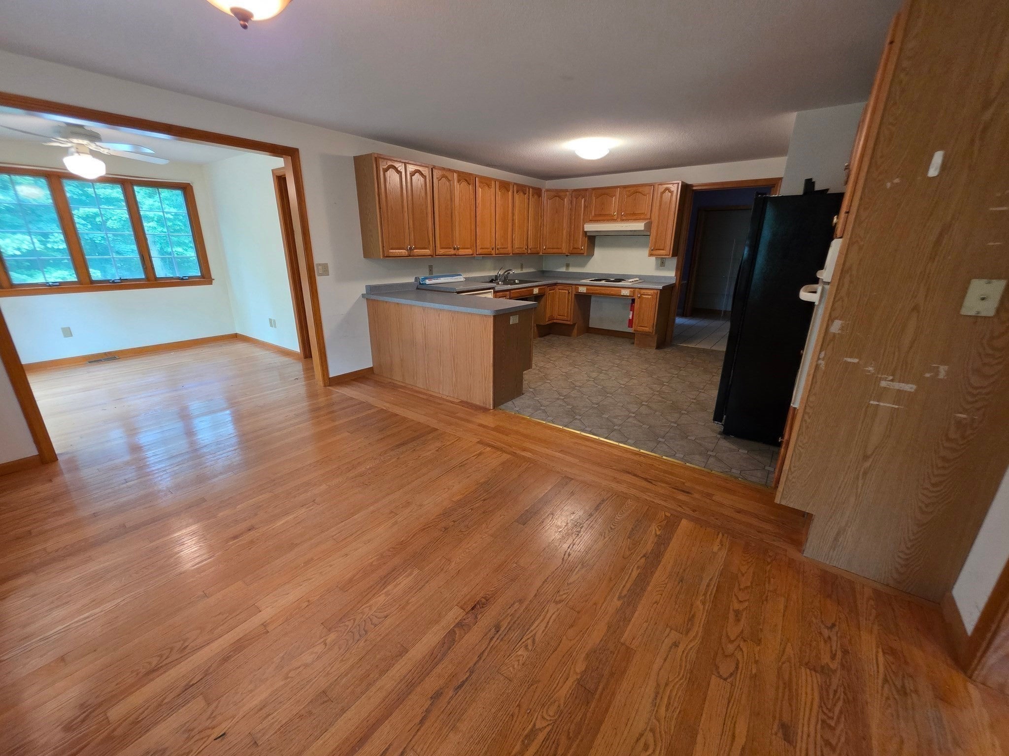 947 Main St, Wilbraham, MA Photo #23