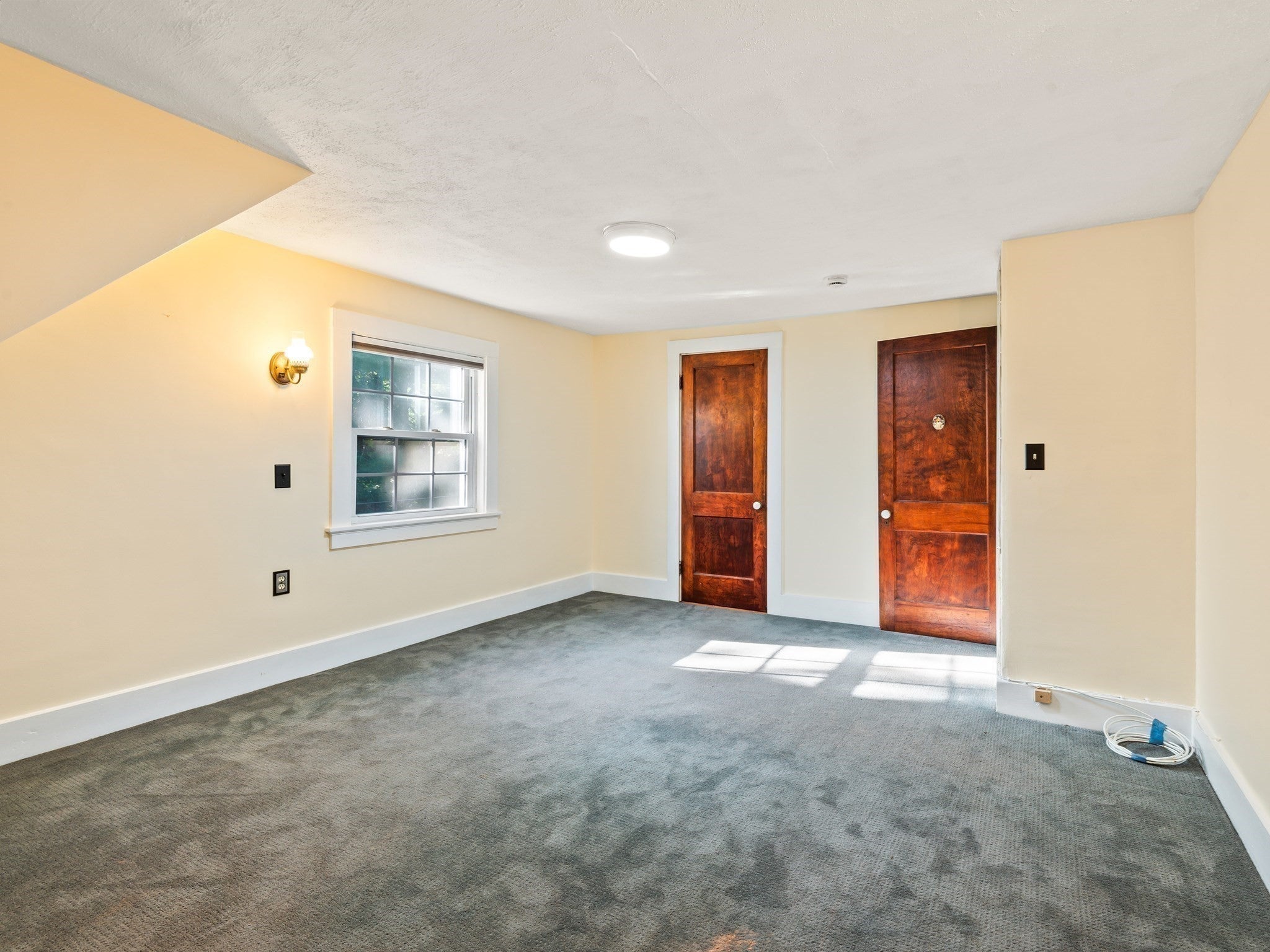 145 E Main St, Hopkinton, MA Photo #31
