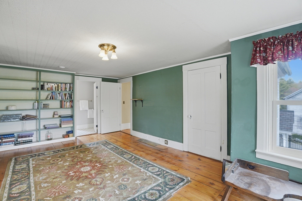 26 Main St, Hubbardston, MA Photo #30