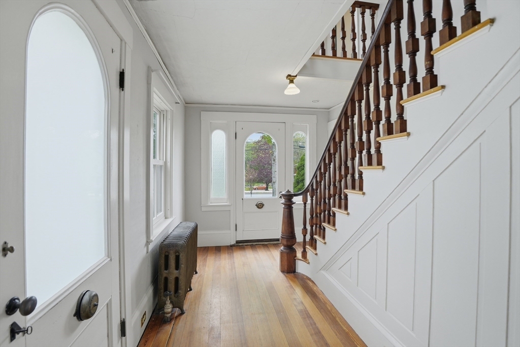 26 Main St, Hubbardston, MA Photo #18