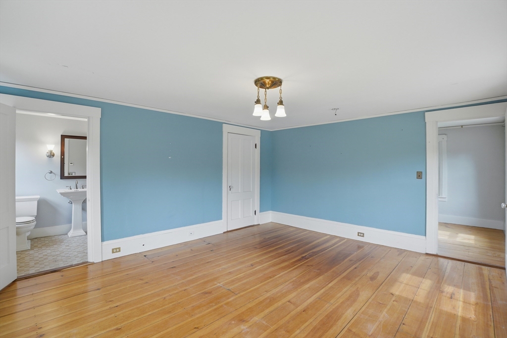 26 Main St, Hubbardston, MA Photo #26
