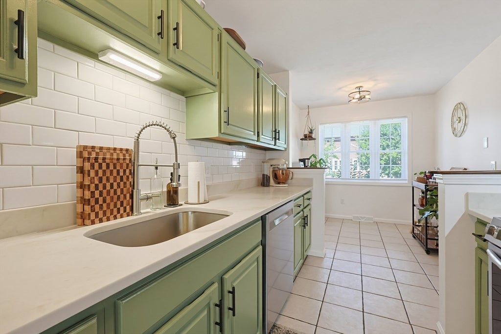 212 Laurelwood Dr #212, Hopedale, MA, 212 Laurelwood Dr #212, Hopedale, MA Photo #7
