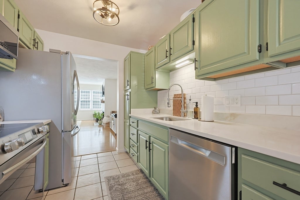 212 Laurelwood Dr #212, Hopedale, MA, 212 Laurelwood Dr #212, Hopedale, MA Photo #5