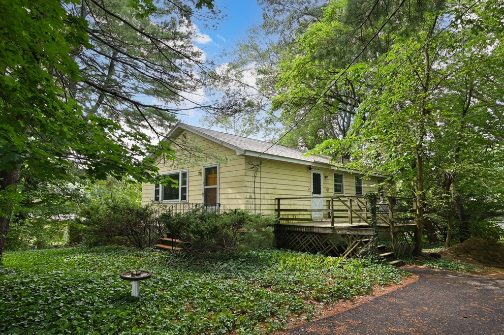4 Pine Ave