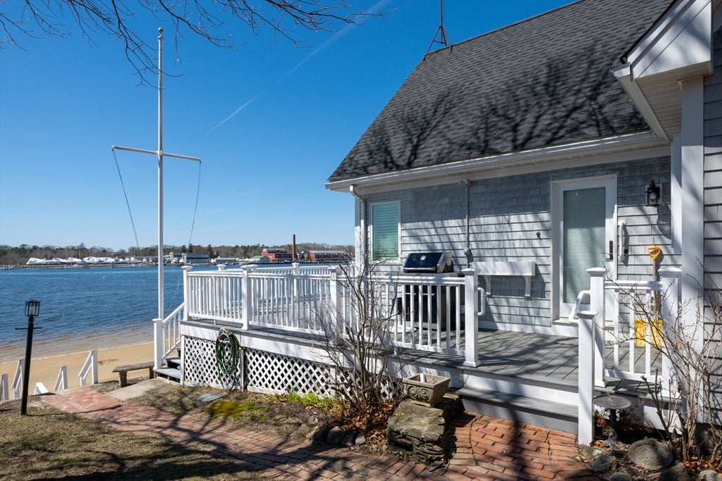 15 Oakhill Rd, Wareham, MA Photo #5