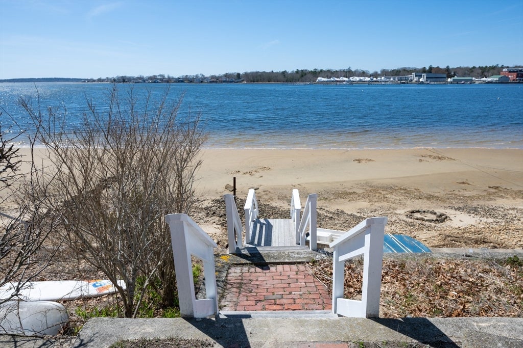 15 Oakhill Rd, Wareham, MA Photo #10