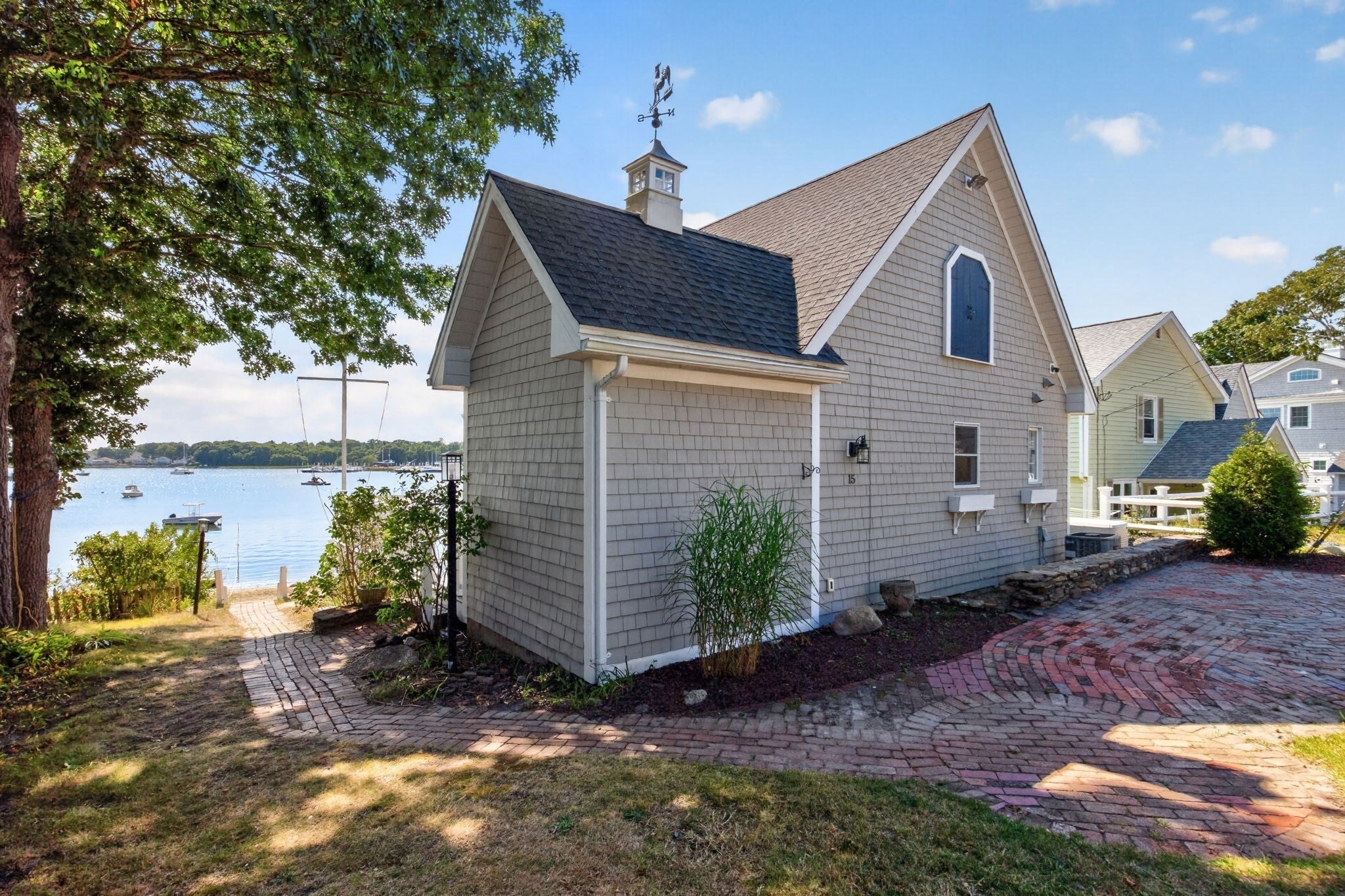 Click for 15 Oakhill Rd, Wareham, MA slideshow