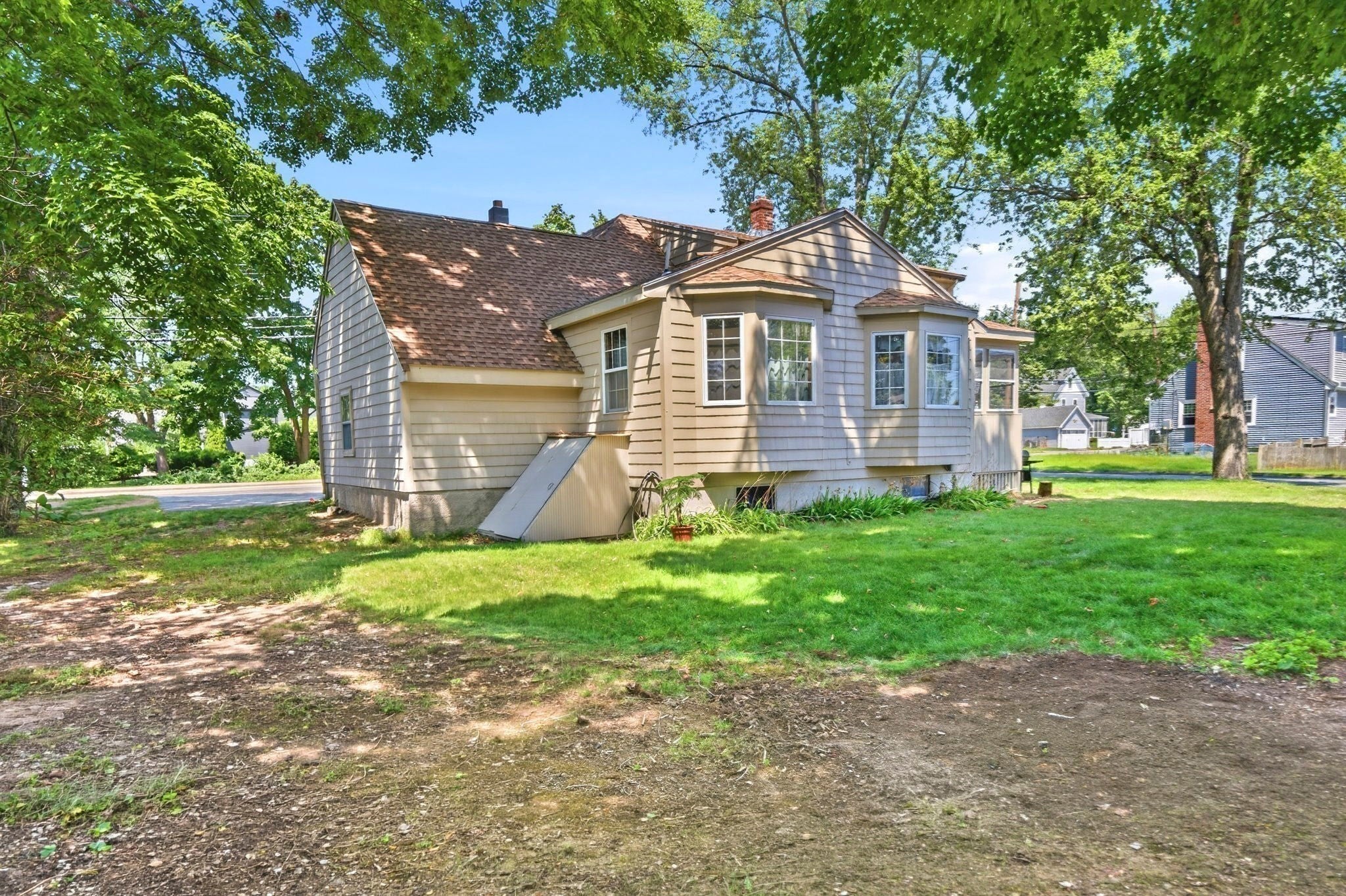 52 Wyman St, Woburn, MA Photo #5